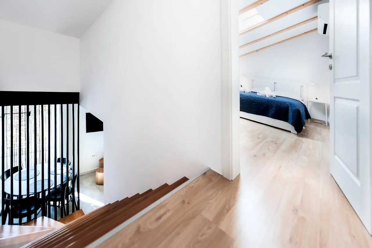 City Comfort Apartments 로비니